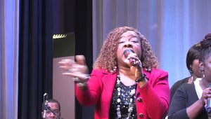 Beverly Crawford – Sweeping Through The City – Live